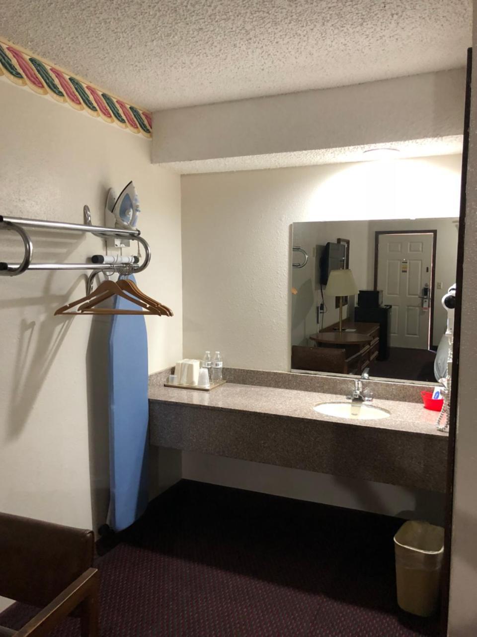 Rexdale Inn Seminole Zewnętrze zdjęcie